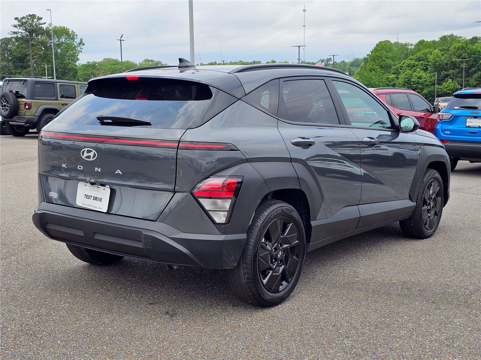Used 2026 Hyundai Kona SEL Sport FWD image 8