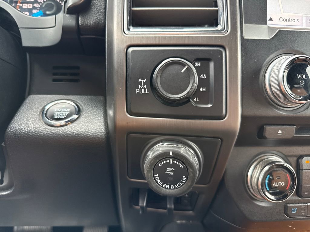 Used 2017 Ford F150 Limited w/ Trailer Tow Package image 25