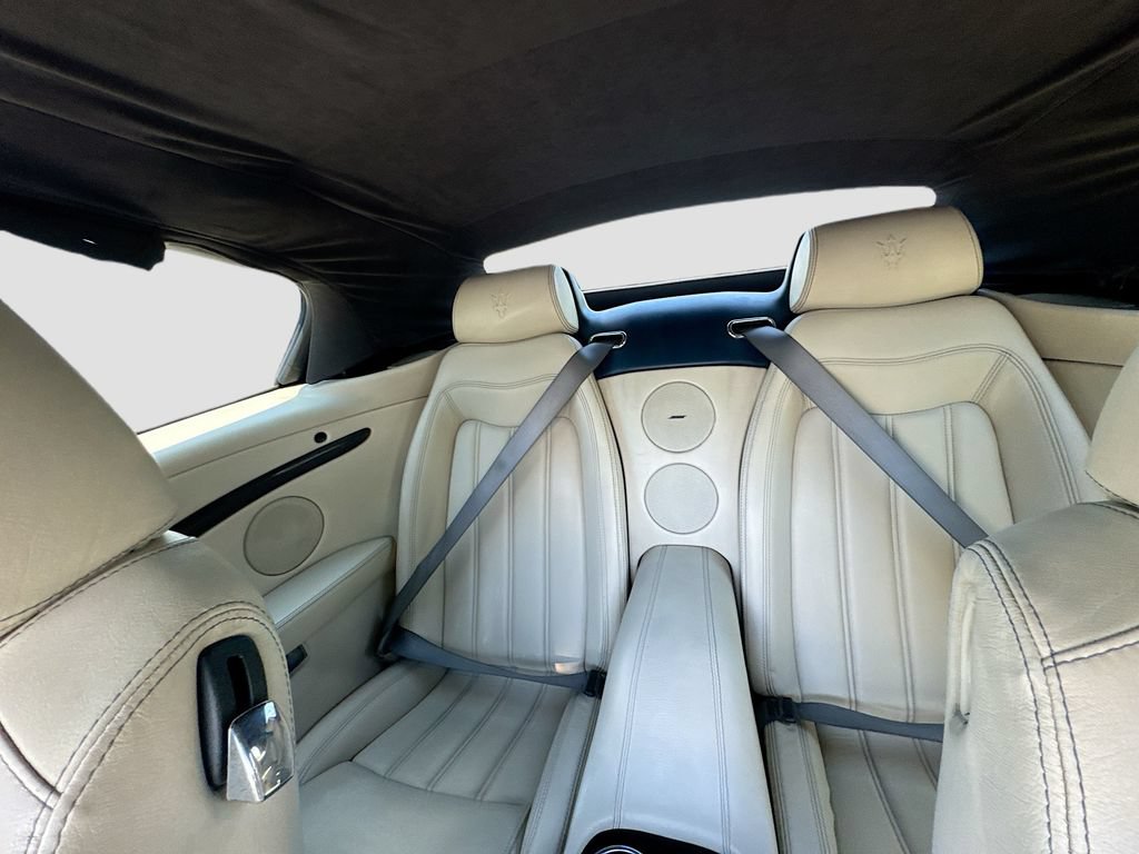 Used 2012 Maserati GranTurismo Convertible RWD image 22
