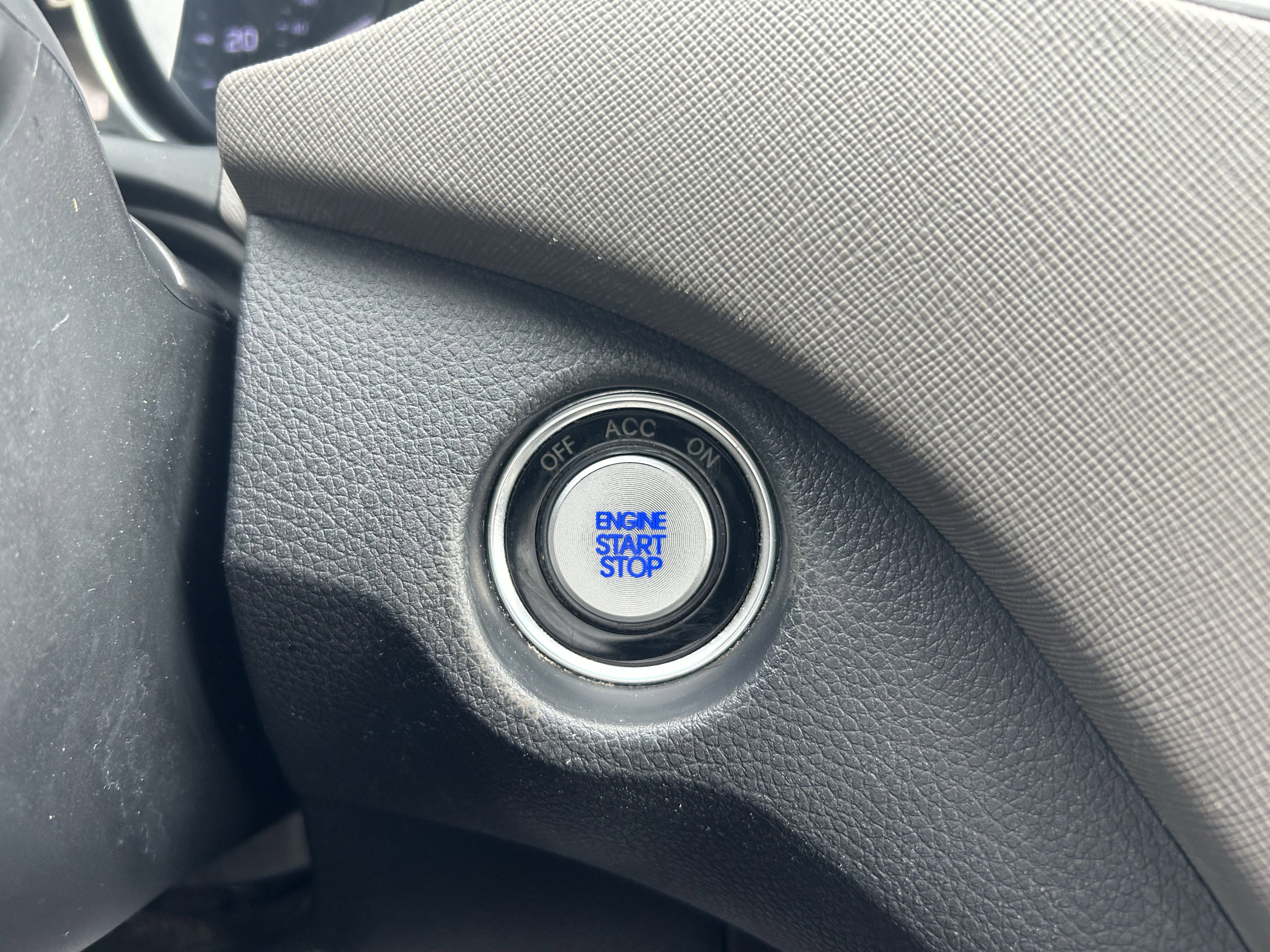 Used 2017 Hyundai Santa Fe Sport image 16