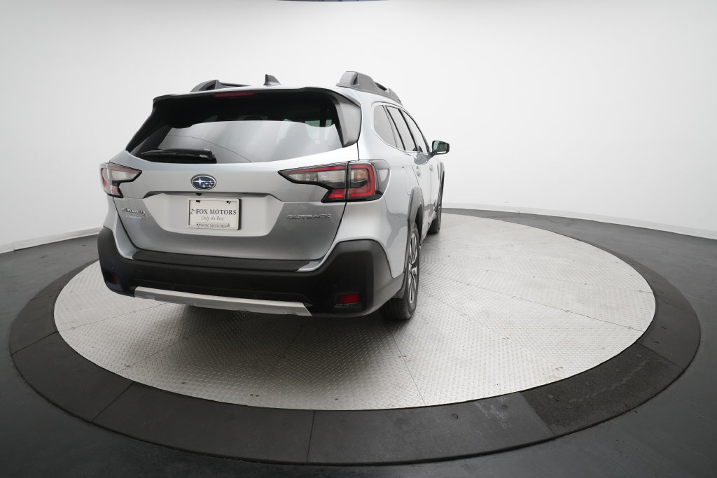 Certified 2025 Subaru Outback Limited AWD/4WD image 13