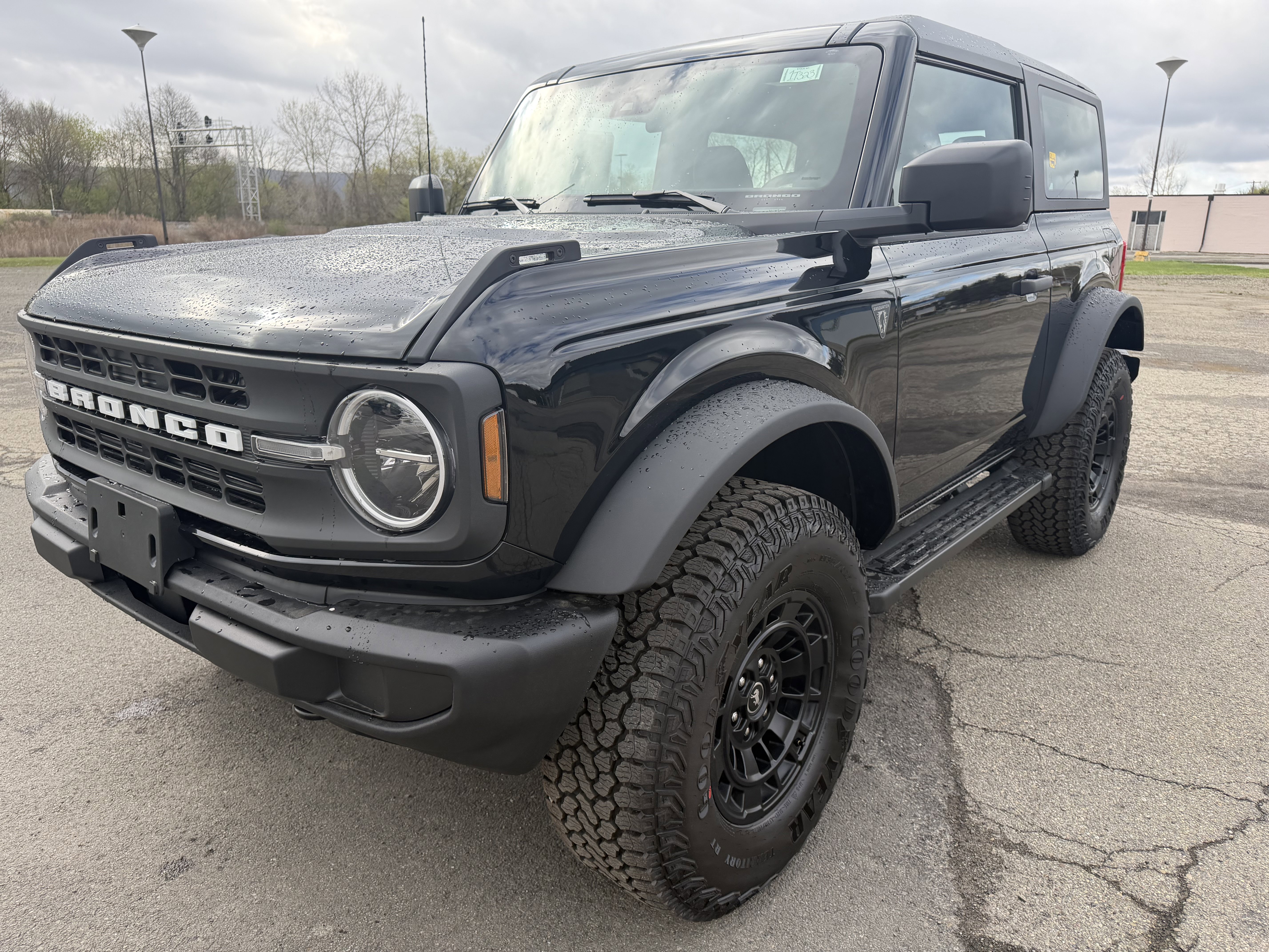 New 2026 Ford Bronco 2-Door AWD/4WD image 4