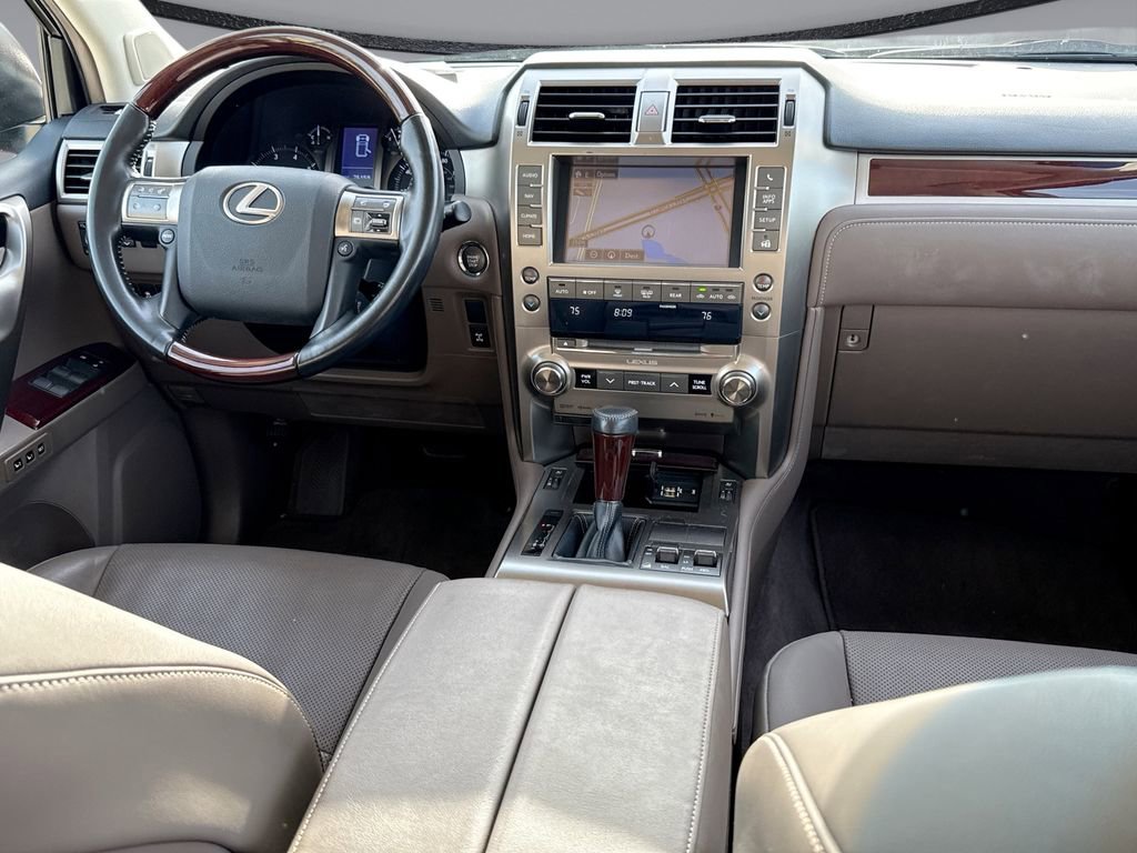 Used 2019 Lexus GX 460 Premium AWD/4WD image 19