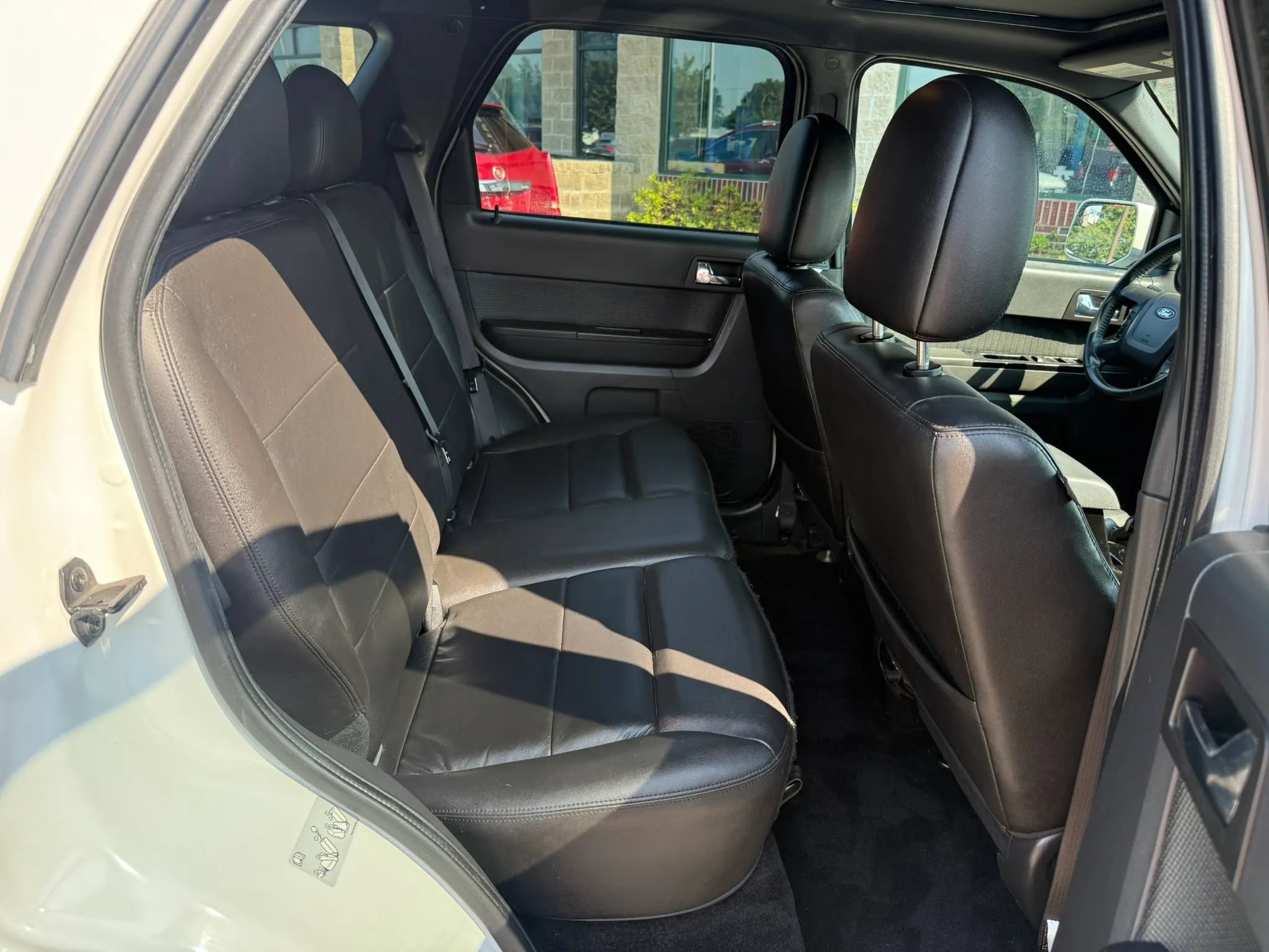 Used 2010 Ford Escape Limited FWD image 29
