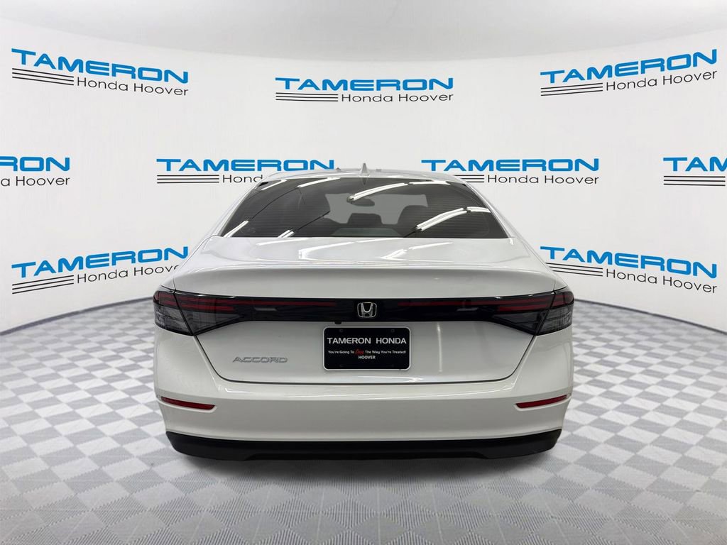 Used 2024 Honda Accord EX image 4