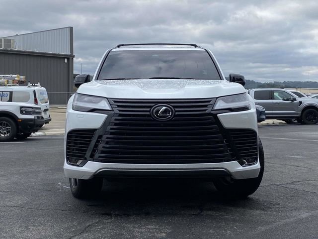 Used 2025 Lexus LX 700h Luxury image 9