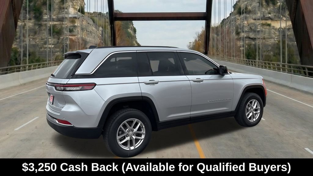 New 2025 Jeep Grand Cherokee Laredo X w/ Luxury Tech Group I RWD image 11