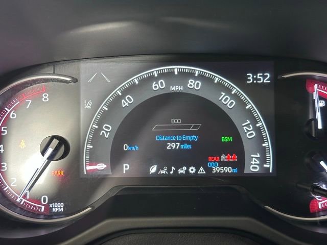 Used 2023 Toyota RAV4 XLE Premium image 27