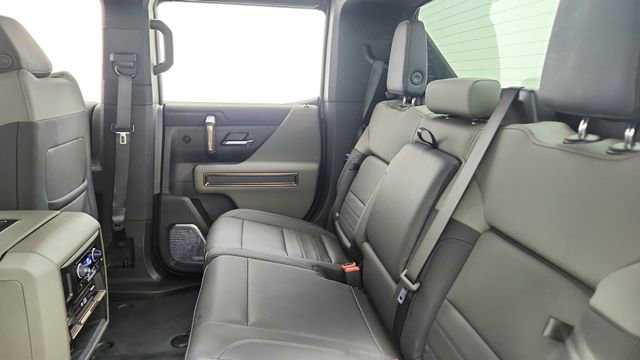 Used 2025 GMC Hummer EV 2X w/ LPO, Sport Package image 30