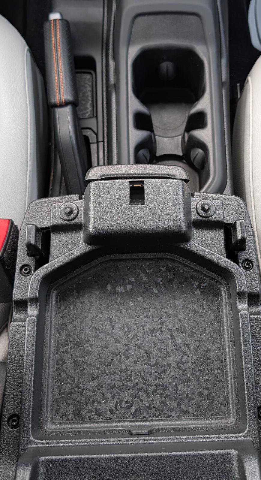 Used 2023 Jeep Gladiator Mojave w/ Cold Weather Group image 19