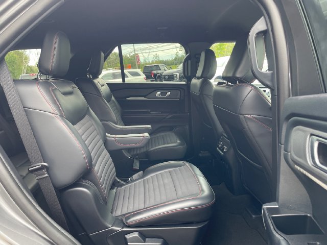 Used 2026 Ford Explorer ST-Line AWD/4WD image 17