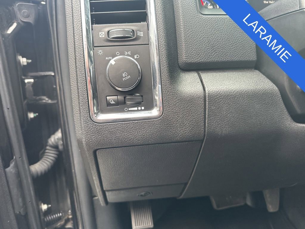 Used 2018 RAM 2500 Laramie w/ Snow Chief Group AWD/4WD image 12
