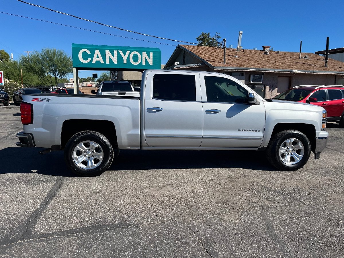 Used 2015 Chevrolet Silverado 1500 LTZ Z71 w/ LTZ Plus Package AWD/4WD image 3