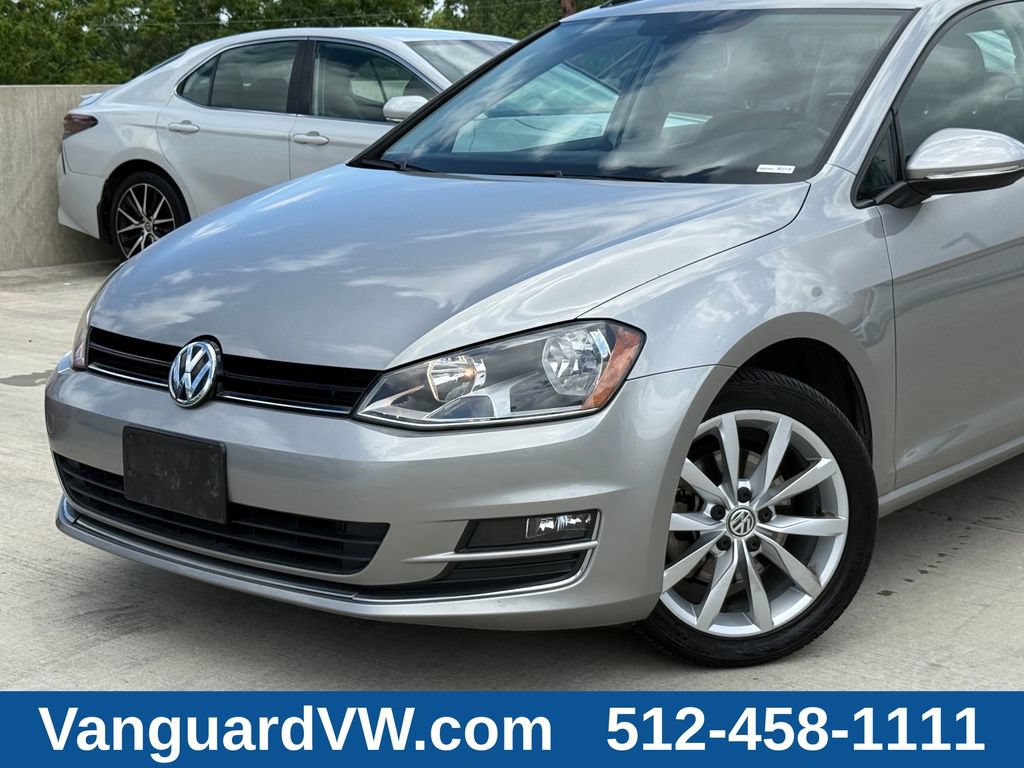 Used 2017 Volkswagen Golf SE FWD image 2