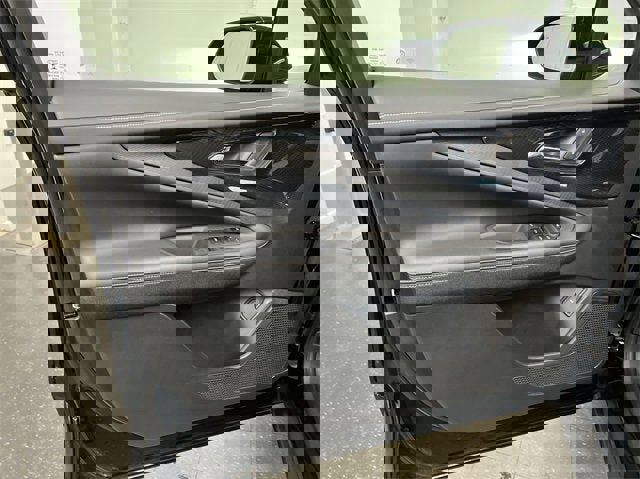 Certified 2024 Chevrolet Blazer EV LT image 21