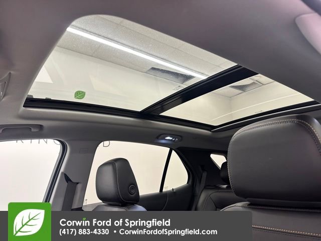 Used 2023 Chevrolet Equinox Premier image 22