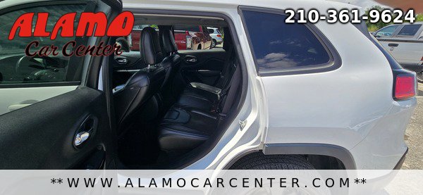 Used 2019 Jeep Cherokee Latitude Plus FWD image 27