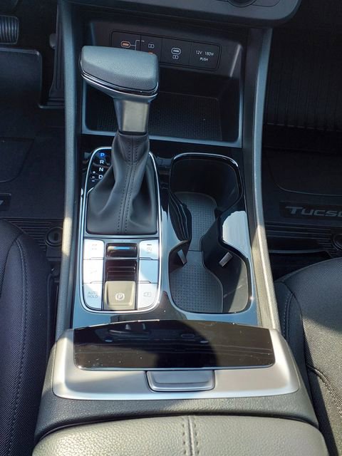 Certified 2025 Hyundai Tucson SE image 26