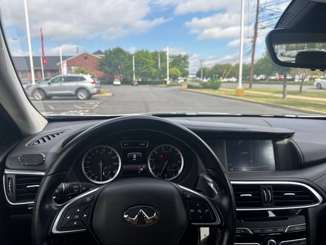 Used 2019 INFINITI QX30 AWD w/ Navigation Package image 17
