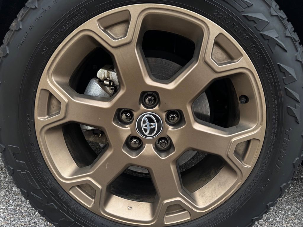 Used 2024 Toyota RAV4 AWD Hybrid image 23