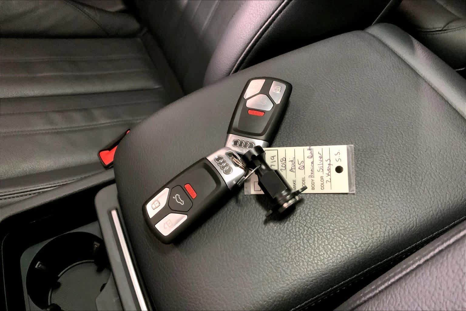 Used 2018 Audi Q5 2.0T Premium Plus w/ Premium Plus Package AWD/4WD image 14