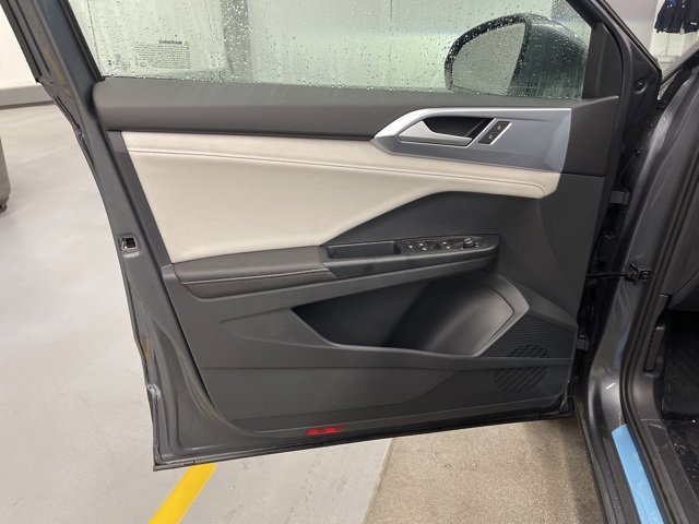 New 2026 Volkswagen Taos SE image 23