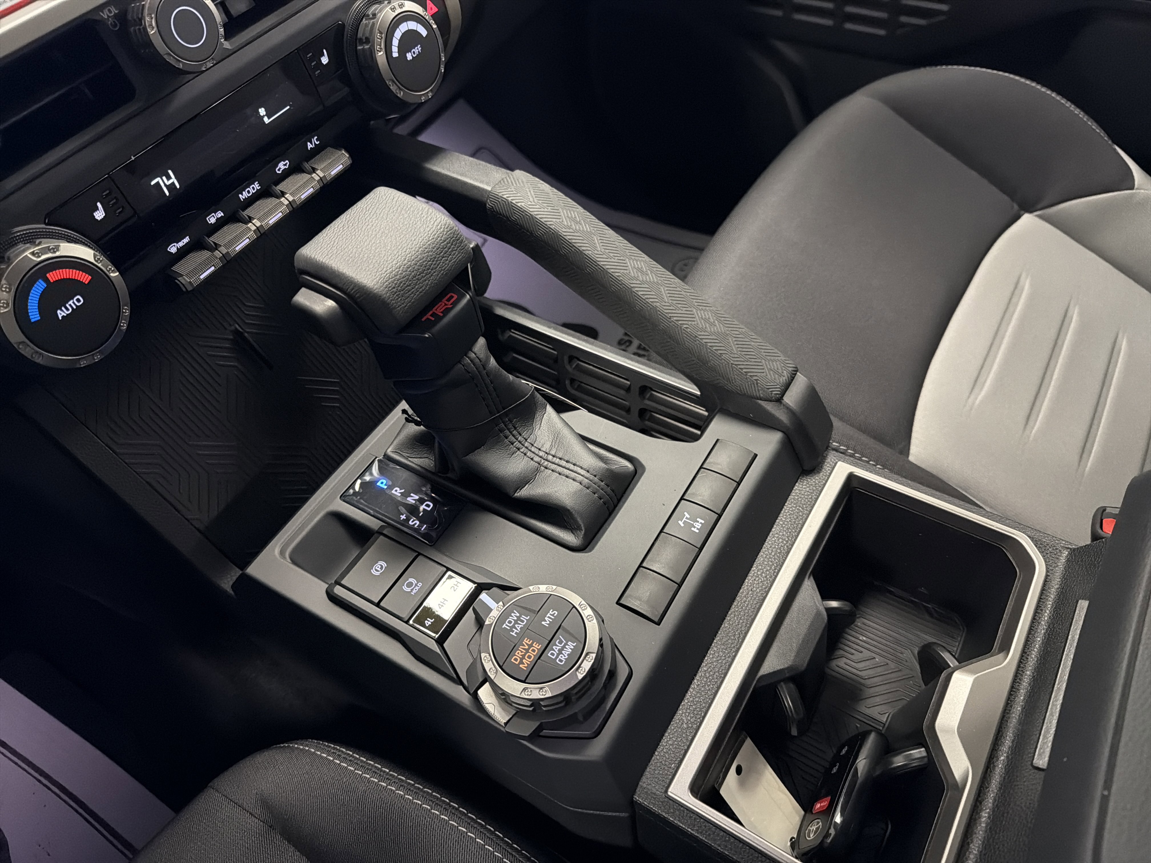 New 2026 Toyota Tacoma TRD Off-Road AWD/4WD image 10