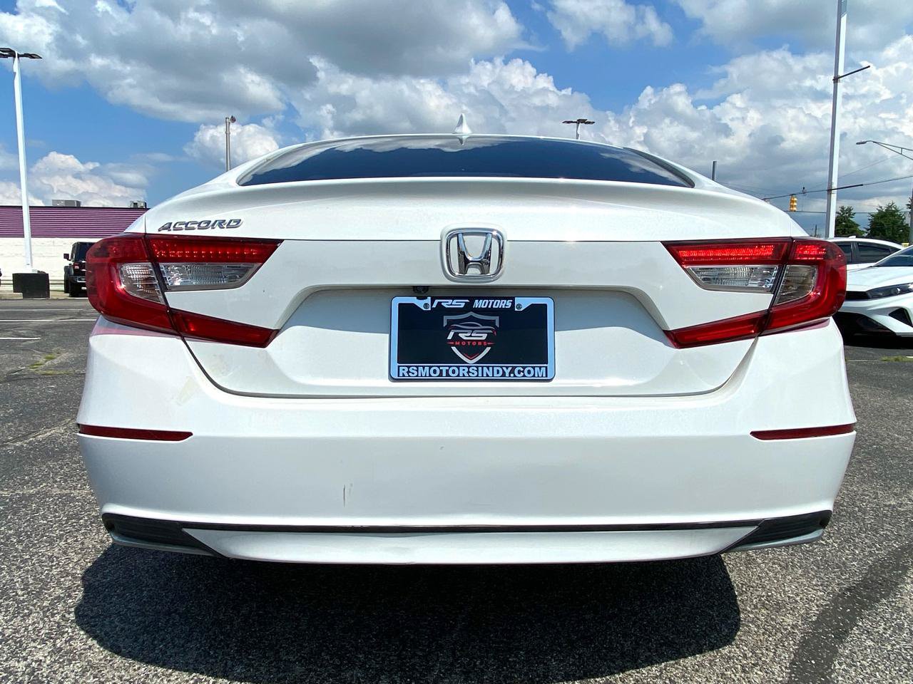 Used 2018 Honda Accord EX image 5