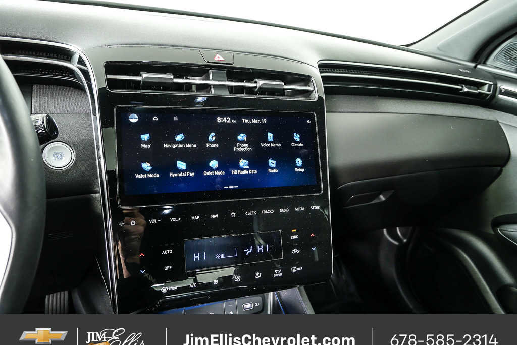 Used 2023 Hyundai Santa Cruz Limited image 13