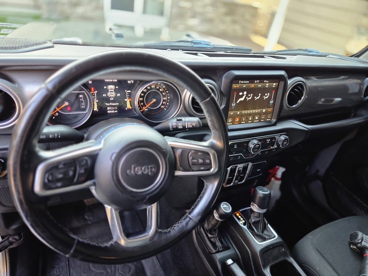 Used 2018 Jeep Wrangler Unlimited Sahara AWD/4WD image 20