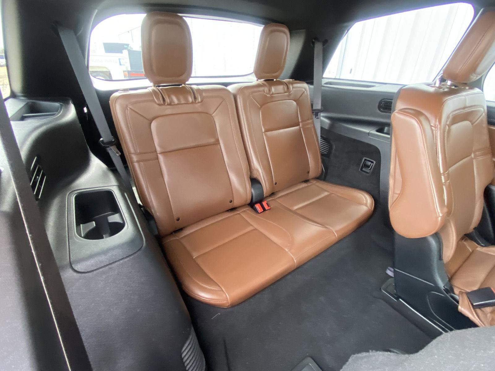 Used 2021 Lincoln Aviator Reserve w/ Equipment Group 201A image 30