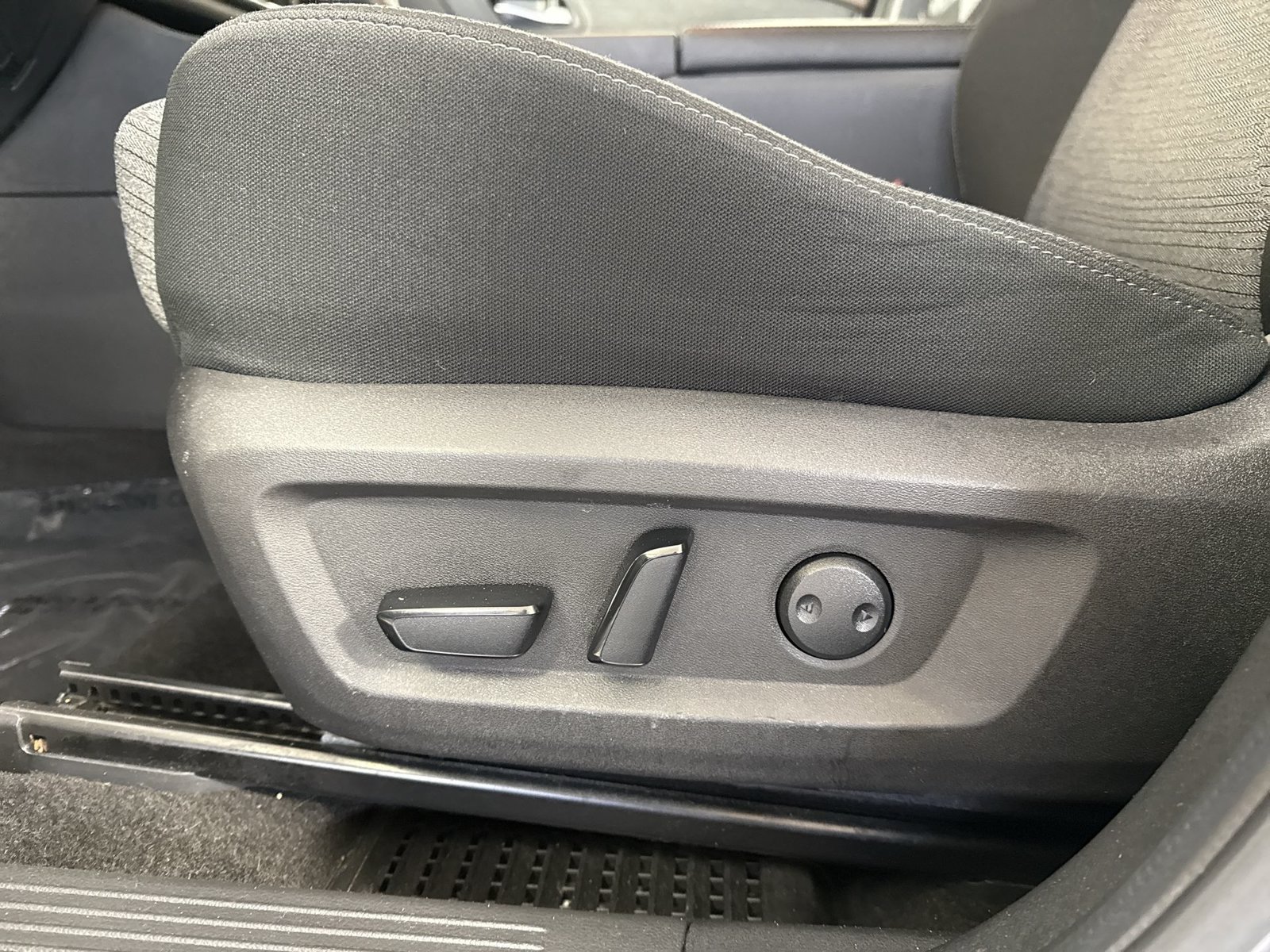 Certified 2023 Nissan Rogue SV AWD/4WD image 22