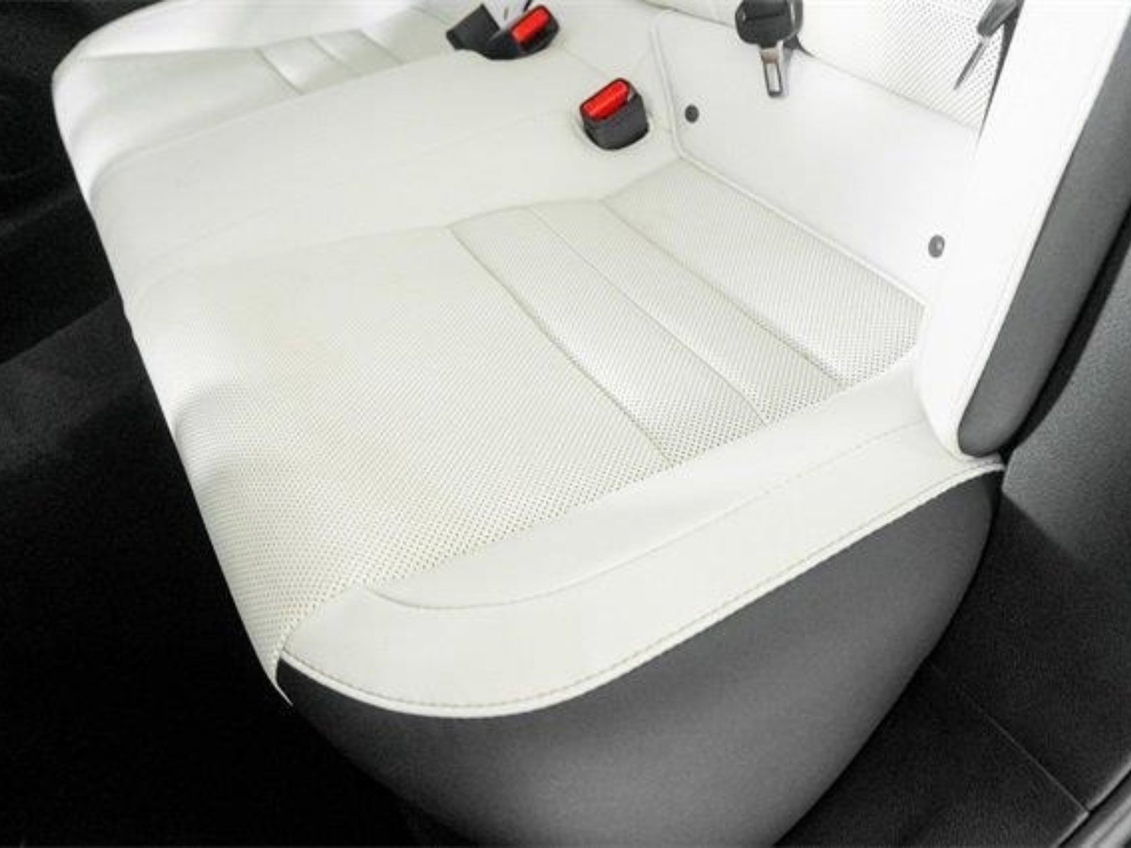 Used 2024 Lexus IS 500 w/ Accessory Package image 52