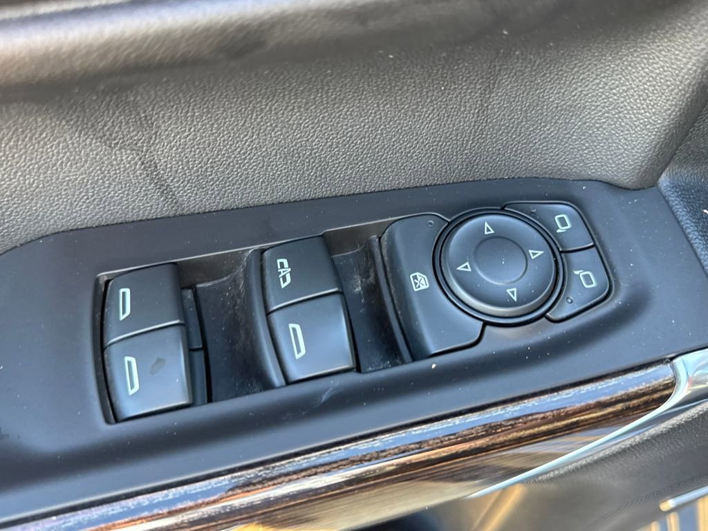 Used 2020 GMC Sierra 1500 Elevation w/ Elevation Value Package image 21