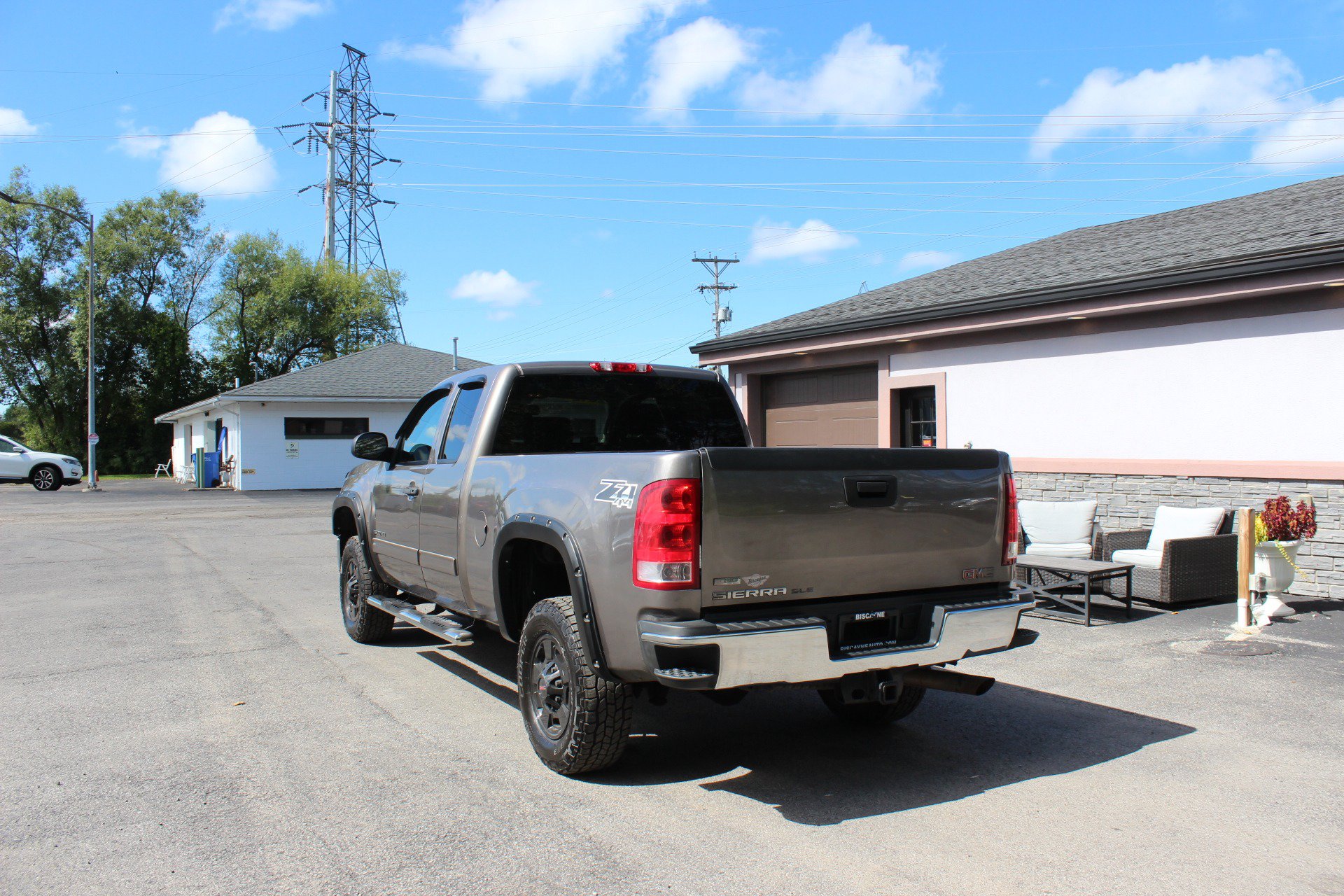 Used 2012 GMC Sierra 2500 SLE w/ Snow Plow Prep Package AWD/4WD image 8