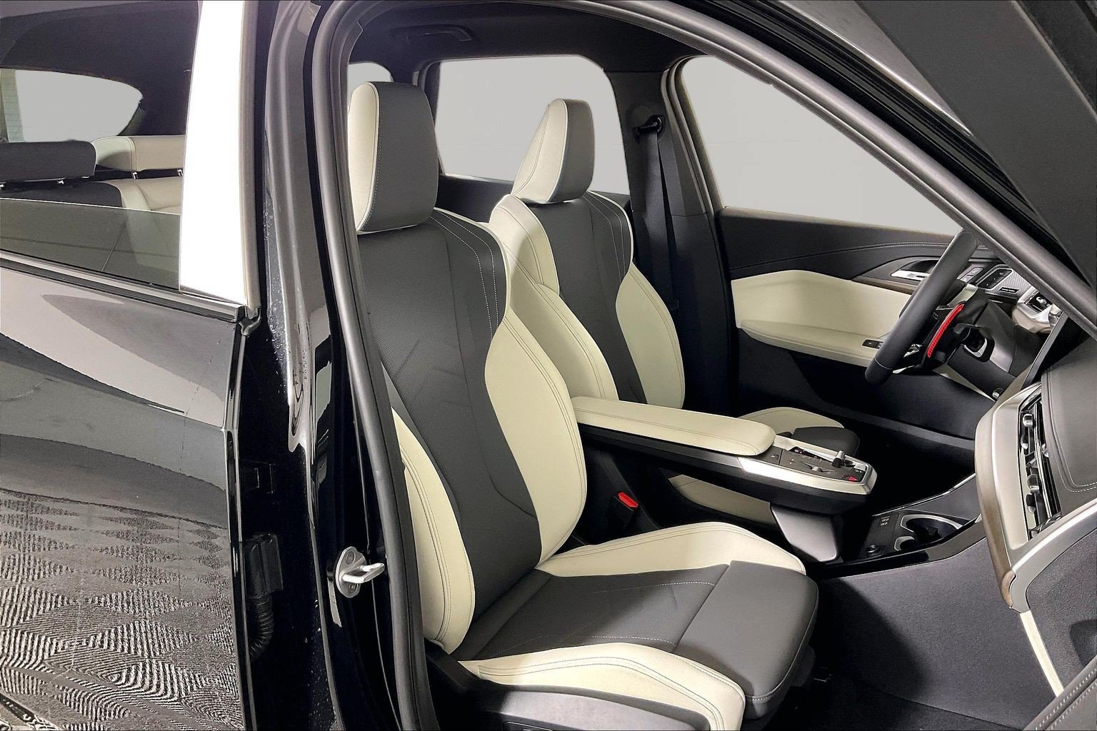 New 2026 BMW X1 M35i w/ Technology Package AWD/4WD image 13