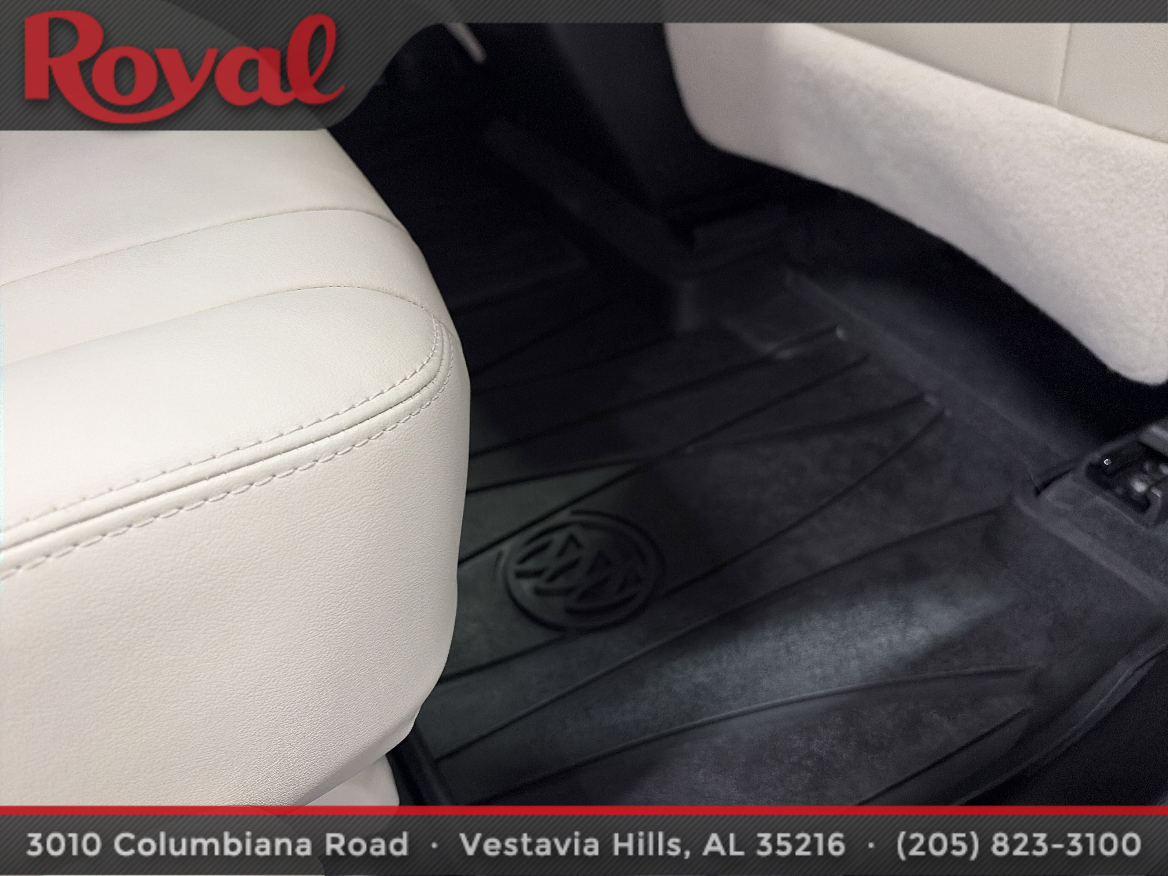 Used 2021 Buick Enclave Essence w/ Sound and Sites Package FWD image 20