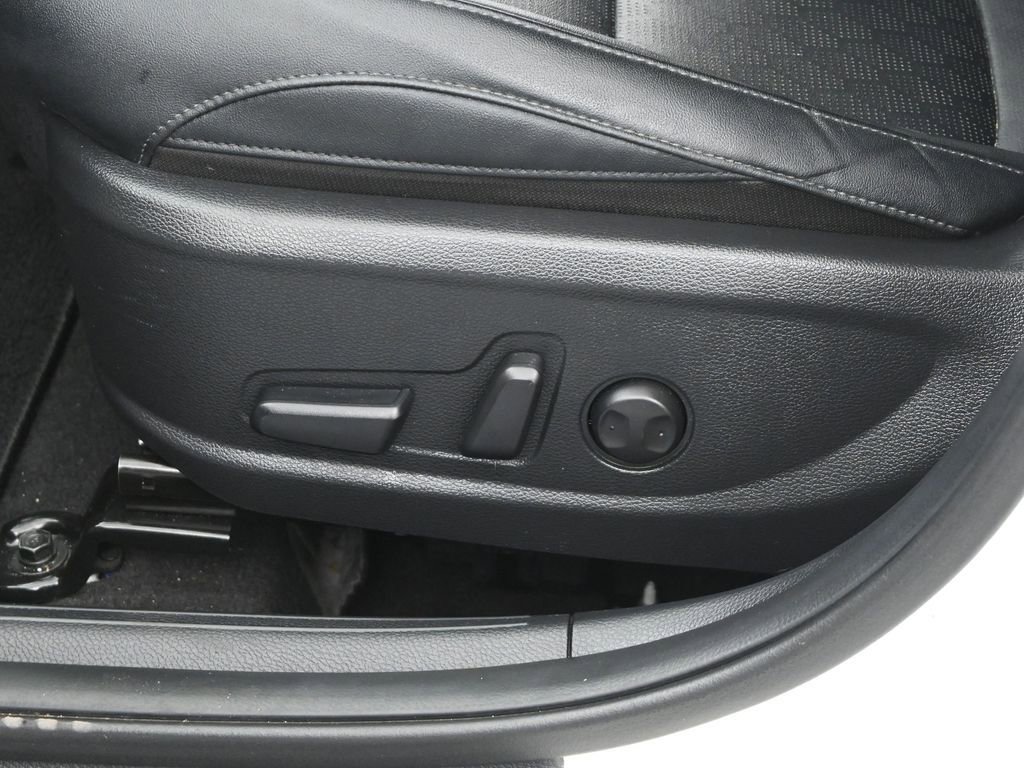 Used 2021 Kia Seltos EX image 10