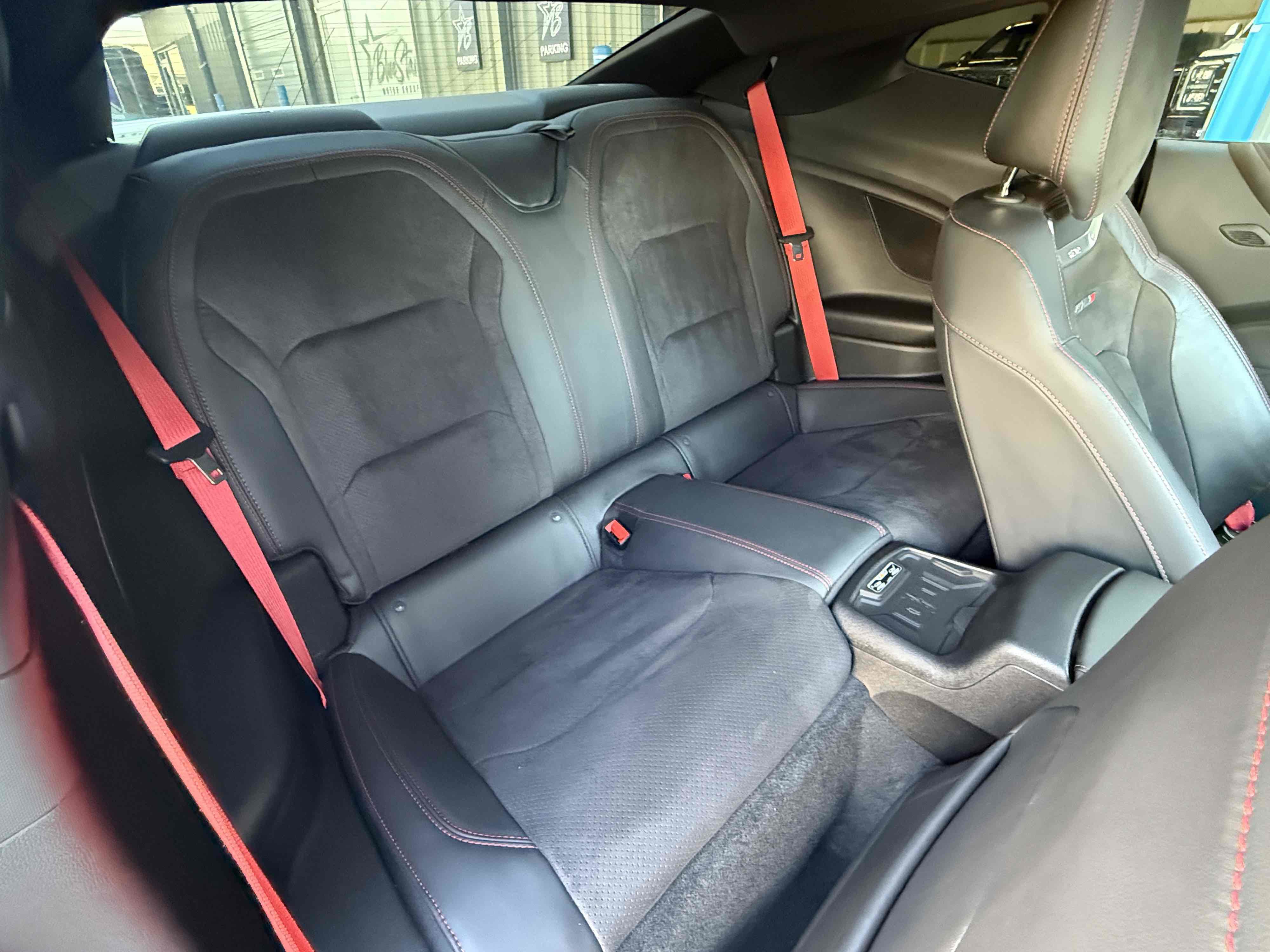 Used 2018 Chevrolet Camaro ZL1 image 28