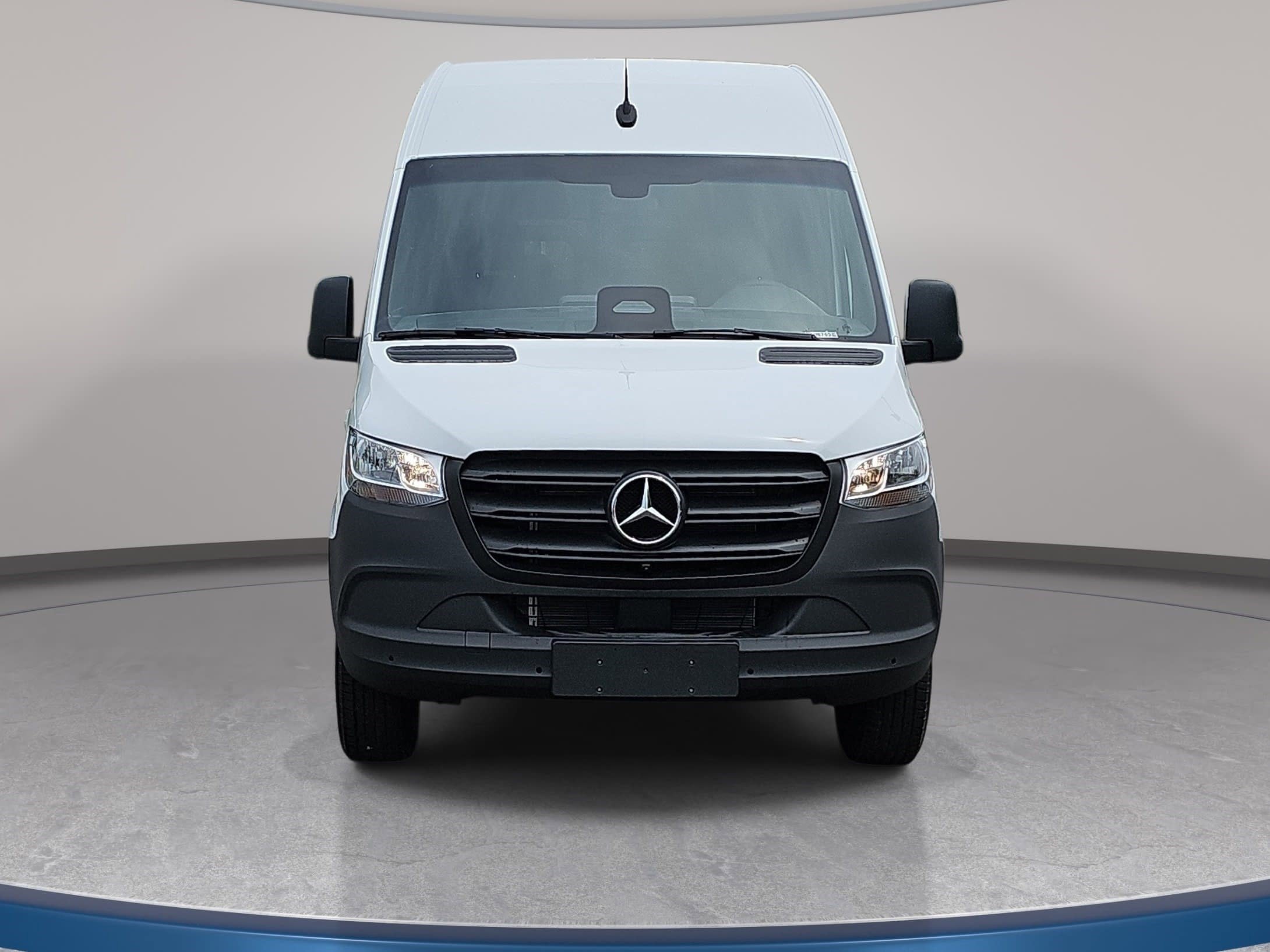 New 2025 Mercedes-Benz Sprinter 2500 image 2
