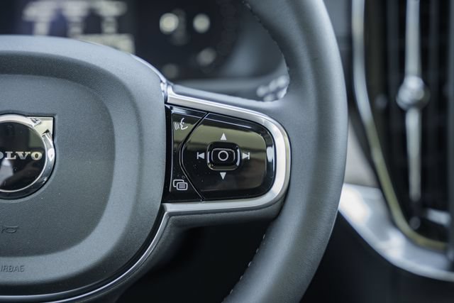 New 2027 Volvo XC90 B6 Plus AWD/4WD image 28