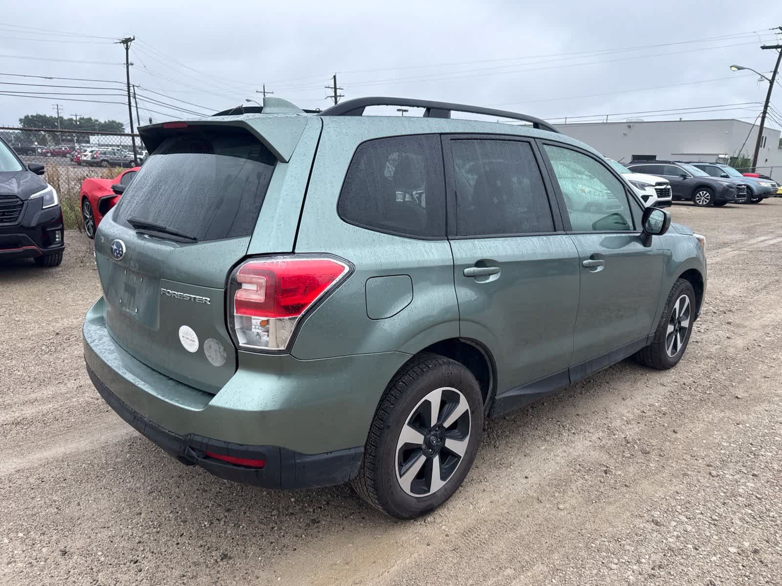 Used 2018 Subaru Forester 2.5i Premium w/ All-Weather Package AWD/4WD image 3