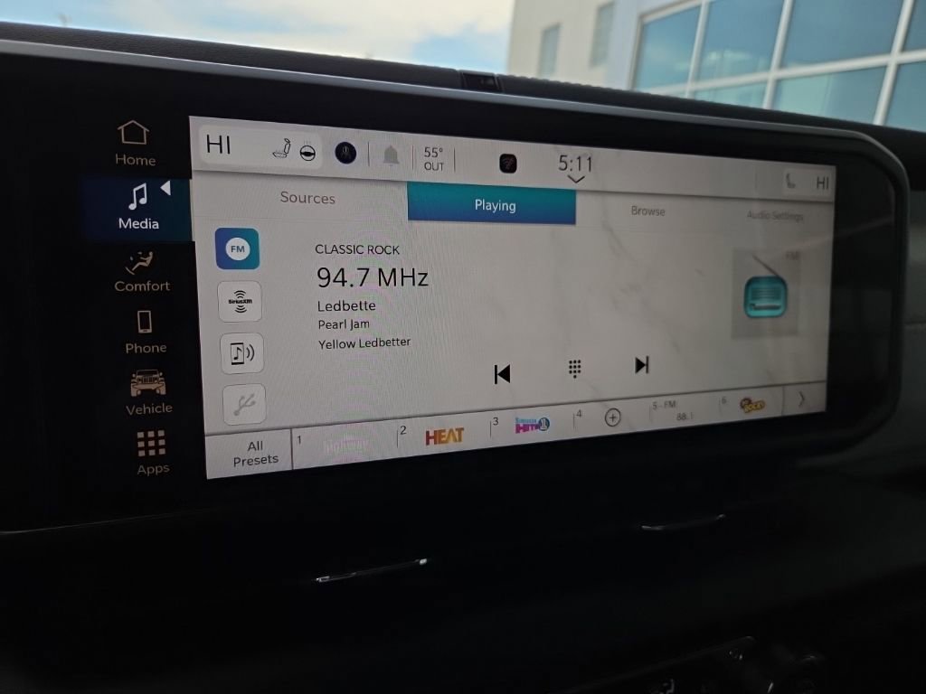 Used 2024 Jeep Wrangler Sahara image 36