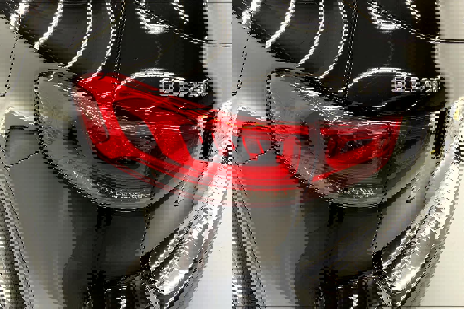 Certified 2021 Mercedes-Benz GLB 250 image 28