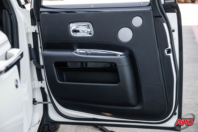 Used 2017 Rolls-Royce Ghost RWD image 85