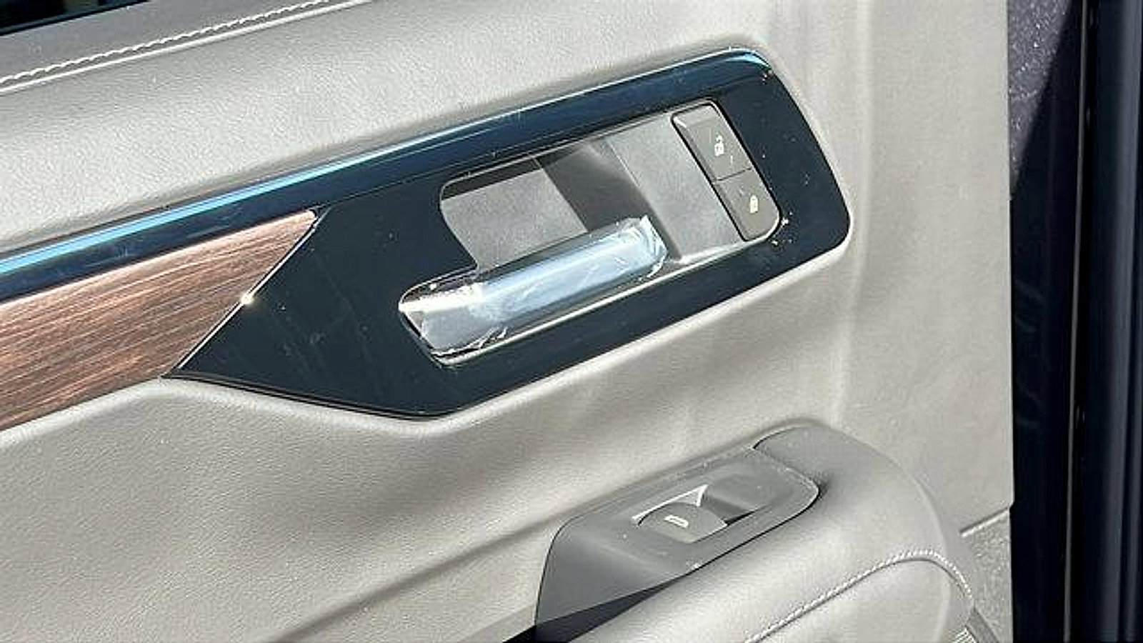 New 2026 Chevrolet Tahoe LS w/ LPO, Get Active Package image 14