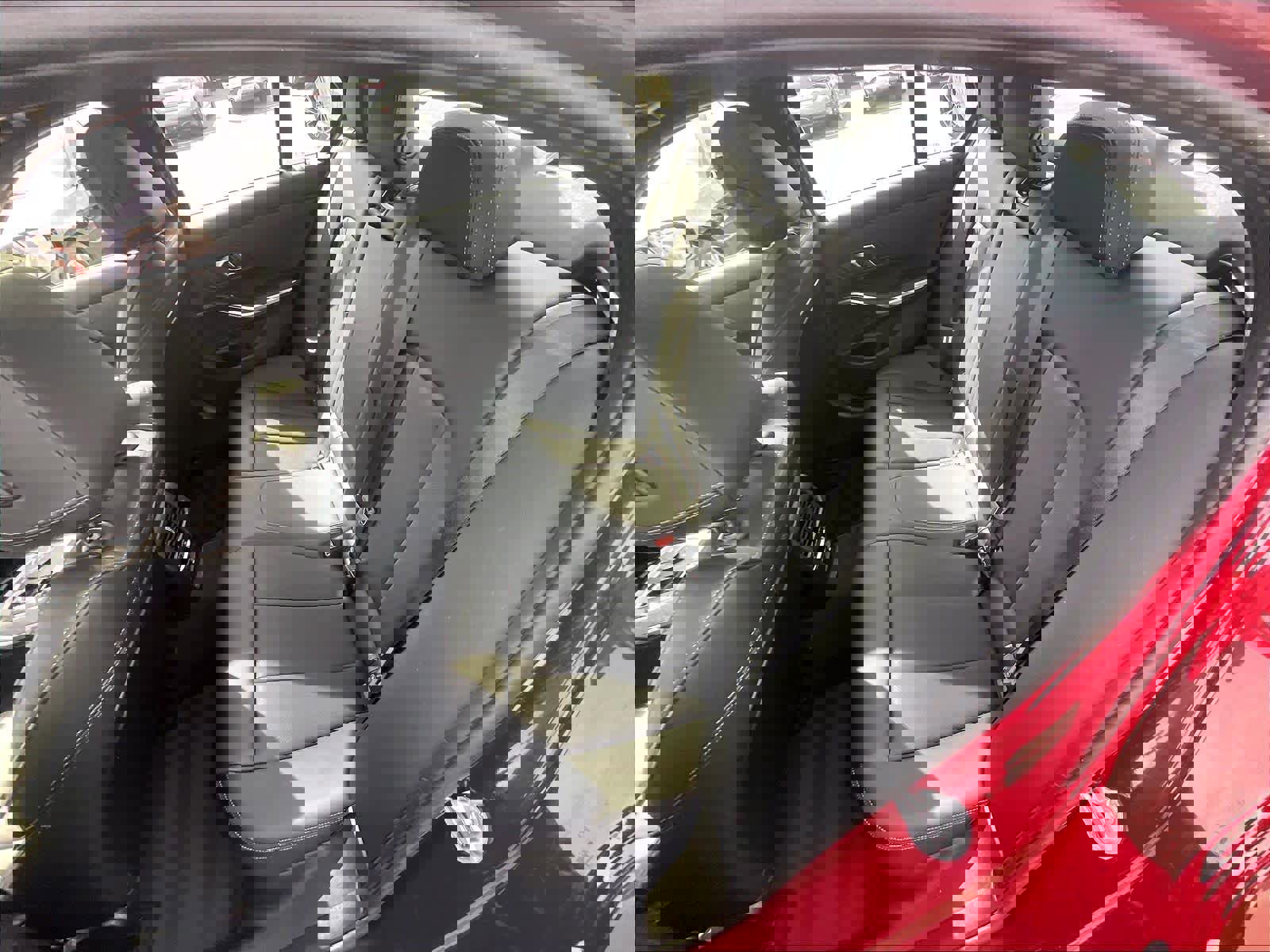 Used 2026 BMW 330i Sedan w/ M Sport Package image 28