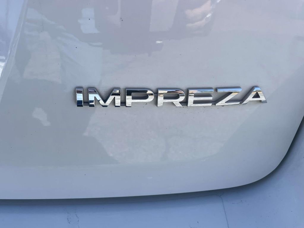 Used 2018 Subaru Impreza 2.0i Limited image 11