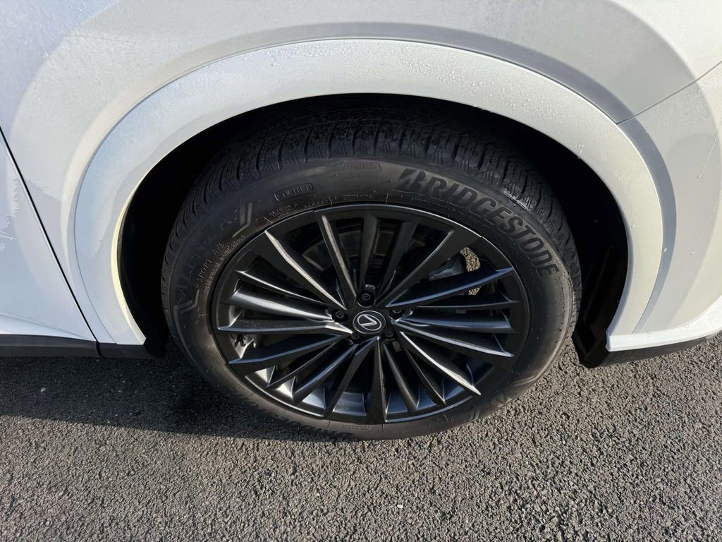 Used 2024 Lexus RX 350 Premium image 7