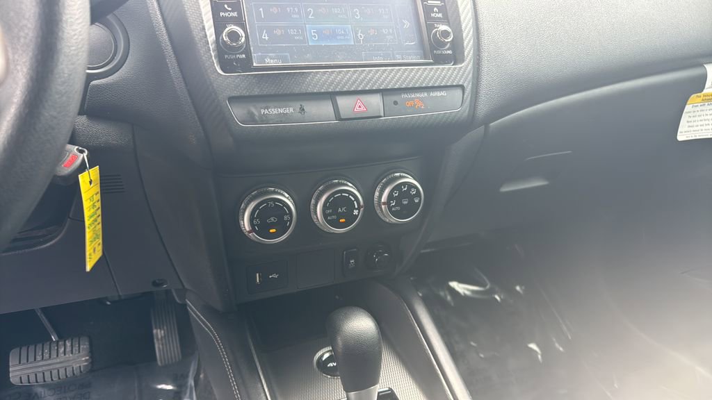 Used 2023 Mitsubishi Outlander Sport AWD image 11